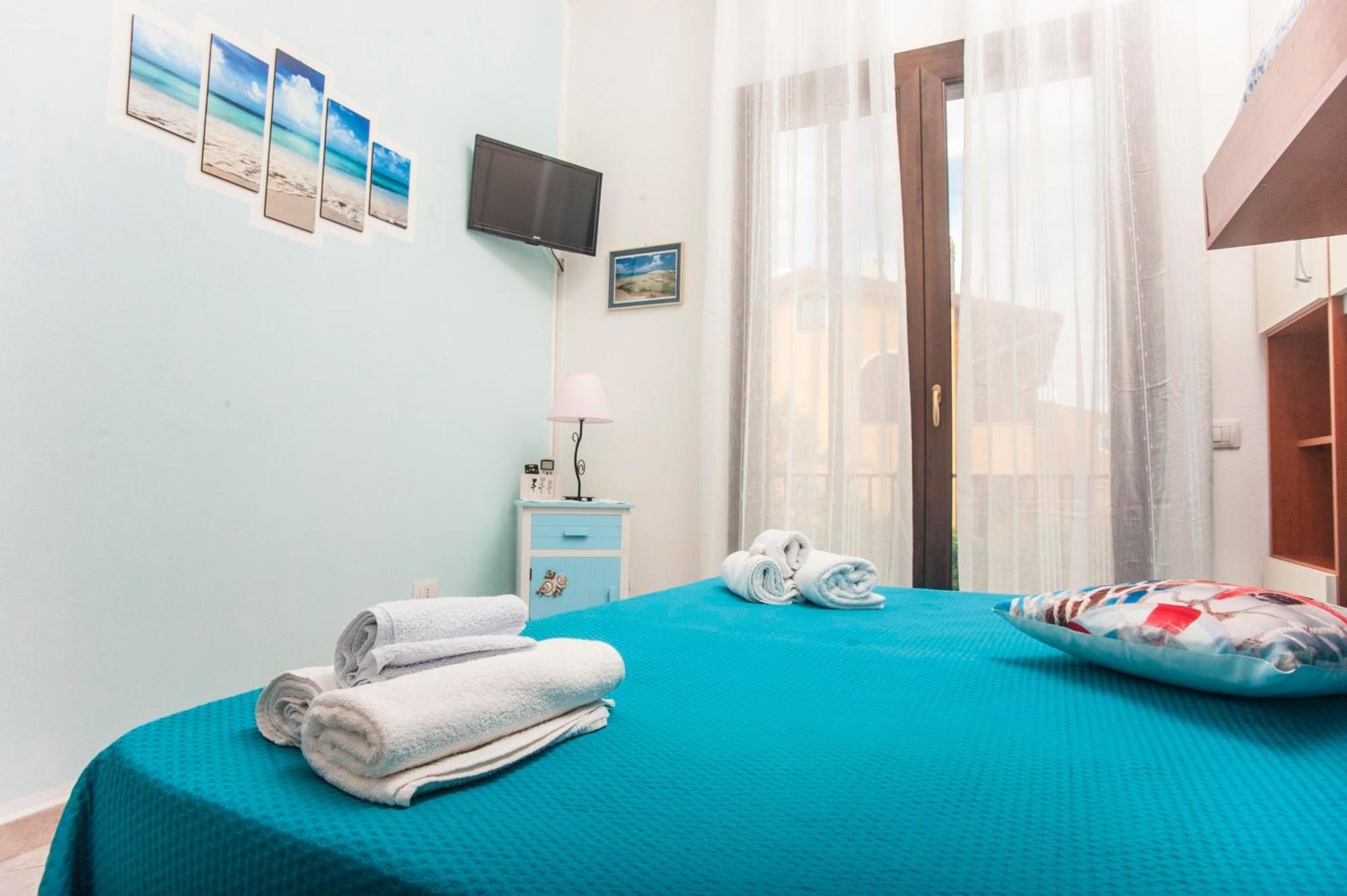 Casa Vacanze Luna Пула Экстерьер фото